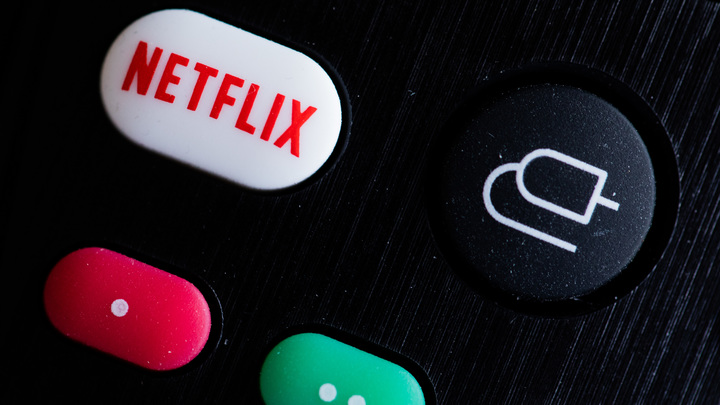 Милашки вне закона? Фильм Netflix обвинили в непристойности в США