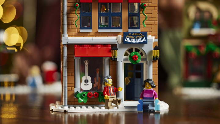 Lego замаскировался и вернулся в Россию