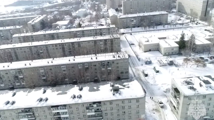 Новосибирцы заметили беспилотники над городом. В МЧС объяснили, зачем их запускают