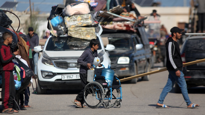 Бунт в Израиле: Разъярённые люди ворвались в парламент лишь с одним требованием