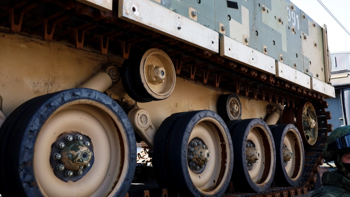 НАТО несколько дней перекидывали военную технику в Восточную Европу по греческой железной дороге