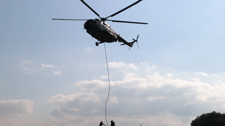 Плакала, что не отдают тело сына: Убитого в Испании лётчика-перебежчика Кузьминова опознала мать