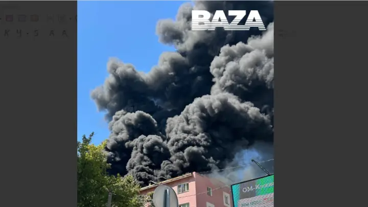 Появилось видео горящей пятиэтажки в подмосковном Пушкино
