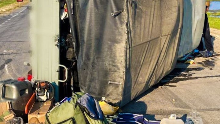 В Якутии после ДТП в Горном районе пострадали восемь человек