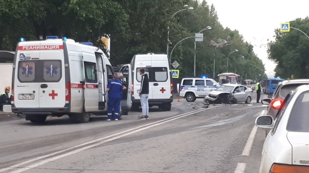 Сбили кемерово. ДТП Кемерово сегодня на Тухачевского Гагарина.