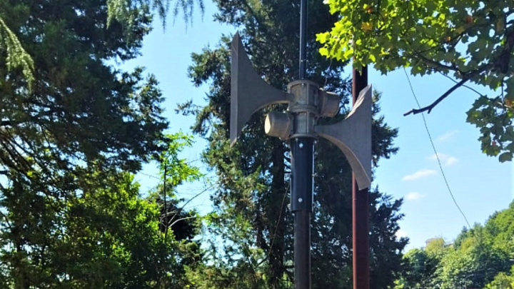 К 1 сентября в школах Сочи установят системы звукового оповещения