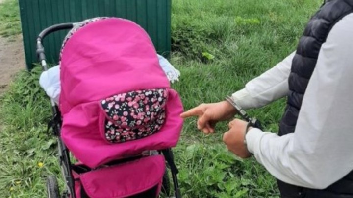 В Ивановской области полицейские нашли героин в детской коляске