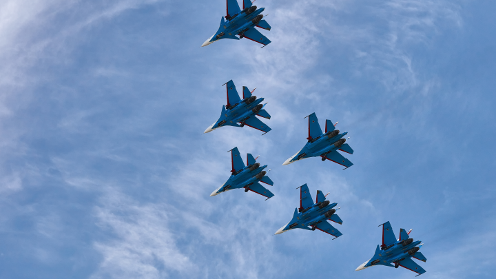 Русские «Витязи» против «пингвинов»: наши истребители вызвали панику у пилотов НАТО