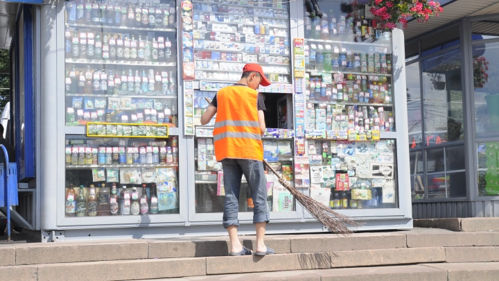 В Кемерове собираются снести больше десятка незаконных киосков и павильонов