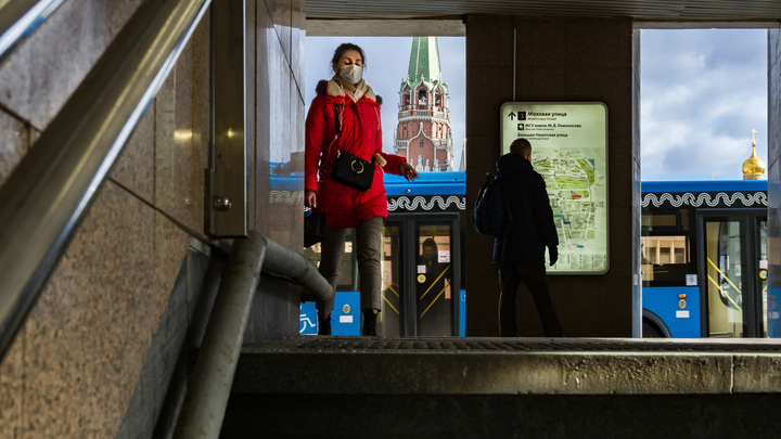 Москвичам на Новый год разрешат бесплатный проезд на транспорте