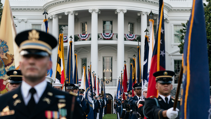 США и Великобритания признались, что готовы пожертвовать жизнями русских и украинцев