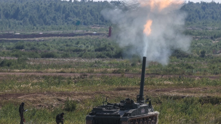 Держать противника в напряжении: В Минобороны сообщили о создании сети замаскированных огневых точек