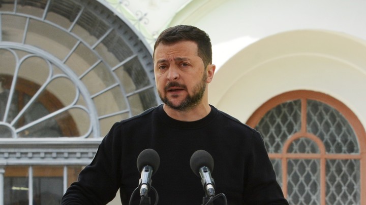 Зеленский выразил заинтересованность в диалоге с президентом Бразилии