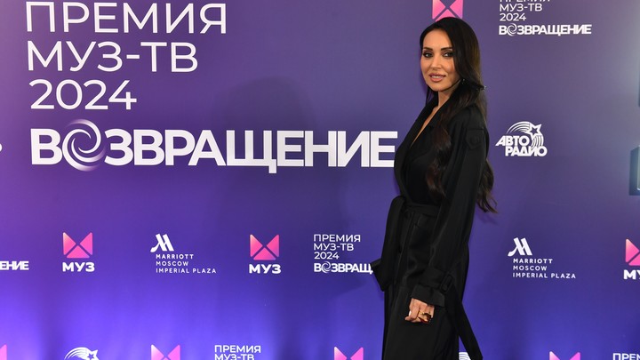 «Накопительный эффект»: стало известно, почему Алсу не комментирует свой развод