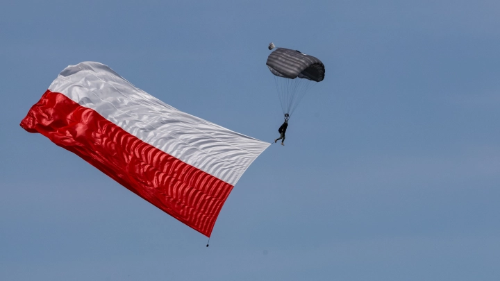 Глава Бюро нацбезопасности Луковский: боеприпасов и оружия у Польши на одну-две недели войны