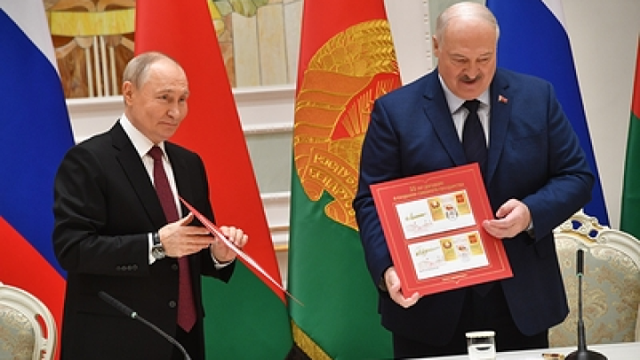 Ъ: Пресс-коференция Путина и Лукашенко вызвала ажиотаж среди мировых СМИ