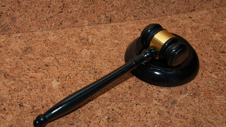 Устроивший аукцион краденых вещей курян мародер из Литвы приговорен к 23 годам