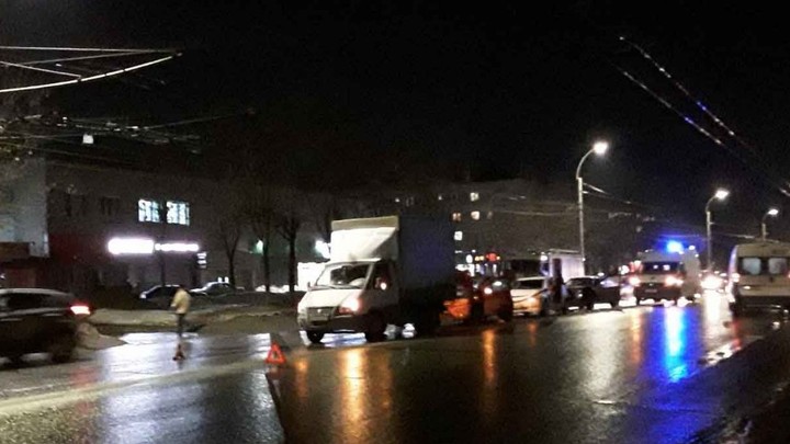 В Иванове пьяный водитель протаранил три машины