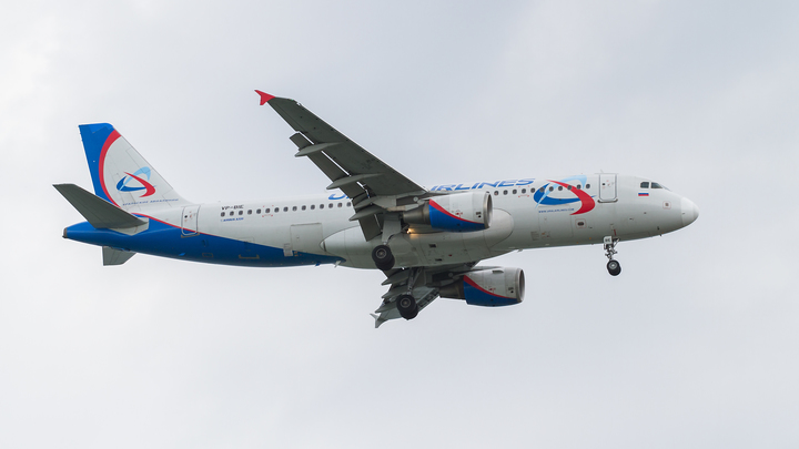 В Иркутске совершил жёсткую посадку рейс из Душанбе