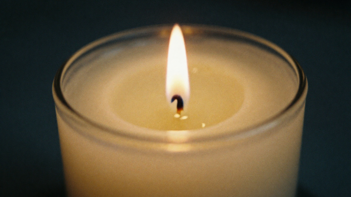 Дочь режиссера Олейникова: отец вышел покурить на улице и умер