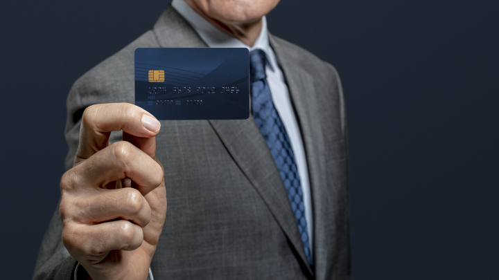 МВД: Люди становятся объектами мошенничества из-за крупных сумм на картах