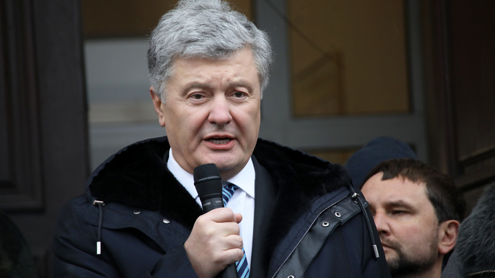 Покинувший Украину с третьей попытки Порошенко решил не возвращаться