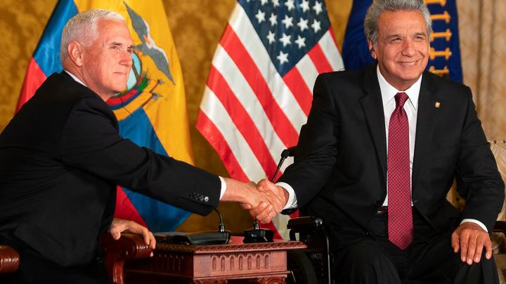 Разворот в сторону США: Президент Эквадора назвал Ассанжа «проблемой»