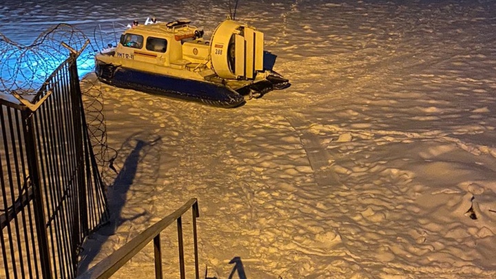 Молодого рыбака эвакуировали с сильной болью в груди