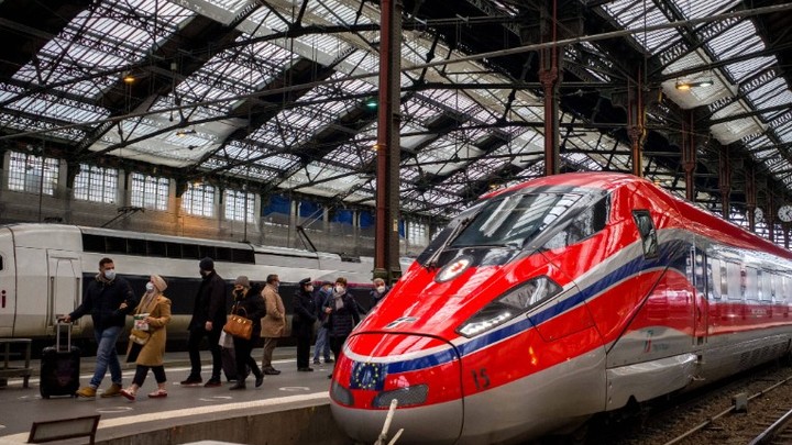 Отец предполагаемой убийцы Дугиной: Дочь бежала во Францию