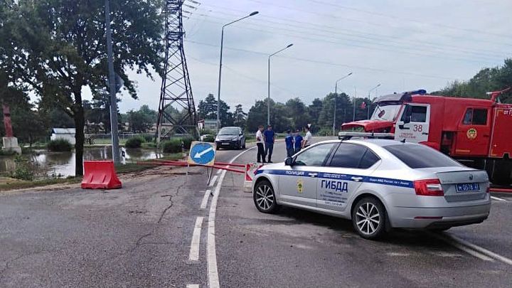 Движение по трассе Новороссийск - Керчь вновь открыто