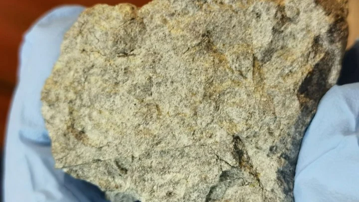 Найдены куски метеорита, который пролетел над Тверской и Новгородской областями