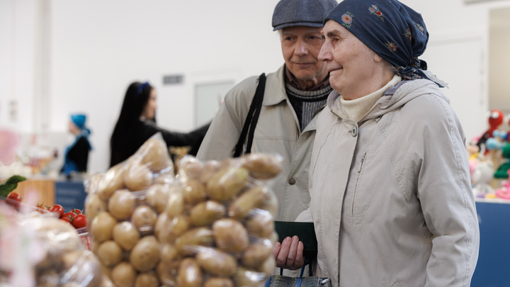 Вскрылась хитрость при индексации пенсий: Пожилых людей в России спасёт только машина времени