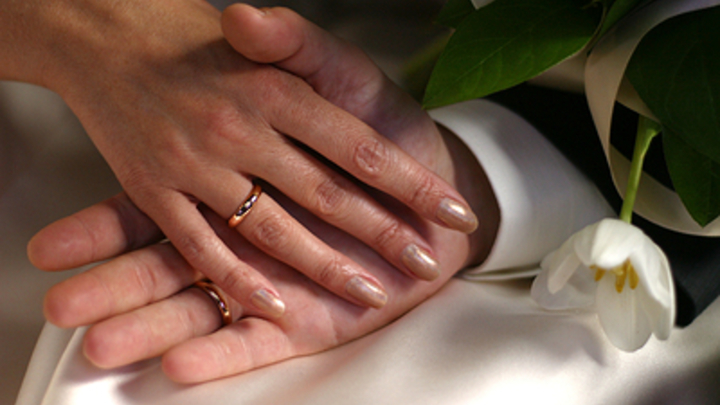 Опять в 25: за год средний возраст женихов и невест на Кубани не изменился