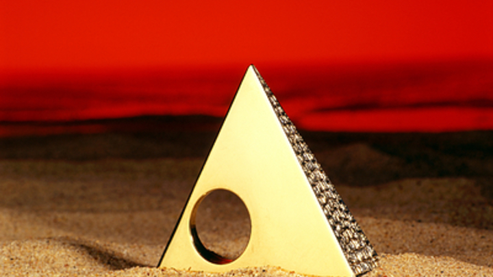 Красное небо попало на видео: Никто не мог дать объяснение