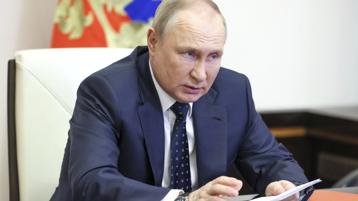 Путин пожелал удачи главе Карелии Парфенчикову на выборах