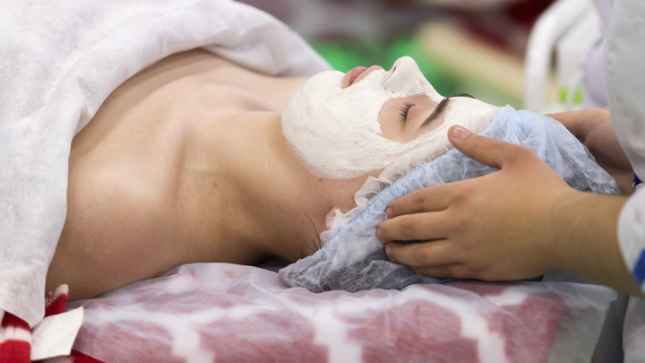 Названы три главные причины старения кожи