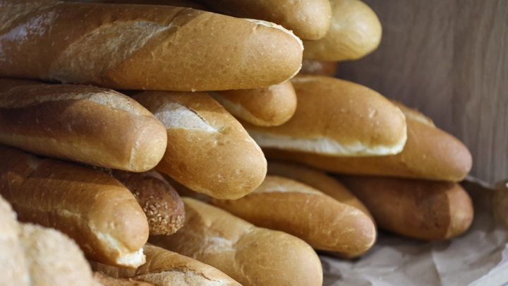 Учёные научились ферментировать белок для веганов из чёрствого хлеба