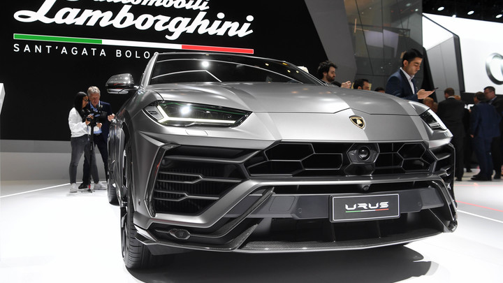 Элитный Lamborghini Urus с автомойки в Москве украл начинающий дизайнер