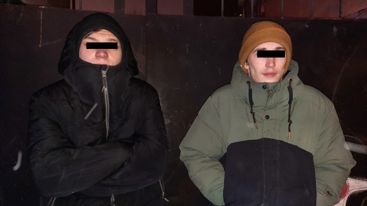 В Екатеринбурге экипаж ГИБДД задержал любителей бесплатных чипсов