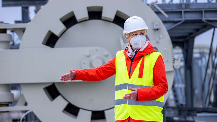 Хотим русский газ, а не жалеть украинцев: Простые немцы вступились за Северный поток - 2