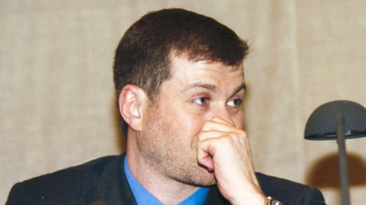 Суд Франции обязал Абрамовича доплатить налог на роскошь за дом экс-короля Эдуарда VII
