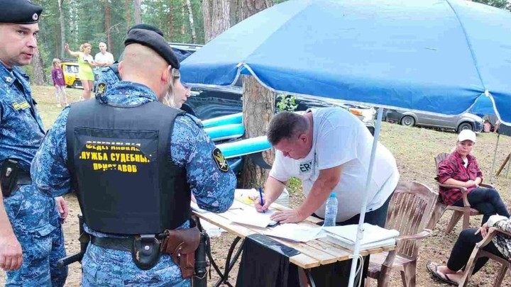 В Ивановской области суд запретил преграждать проезд к Святому озеру в Южском районе