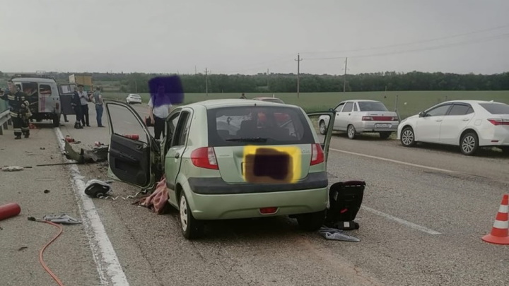 На Кубани мать двоих детей погибла в ДТП с машиной спасателей