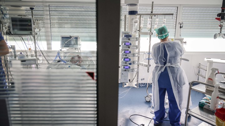 Сообщают более 50% пациентов: Кардиолог указала на странную боль перед инфарктом