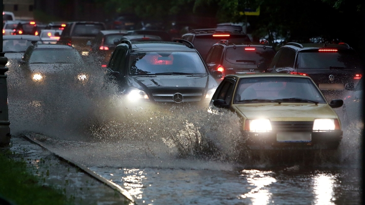 В Свердловской области продлено штормовое предупреждение