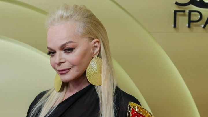 «Это блат»: Гордон призвала Ларису Долину к честности в скандале с недвижимостью