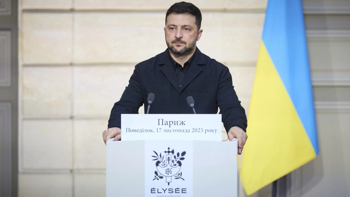 Зеленский пожаловался, что некоторые украинцы продвигают позицию России за рубежом