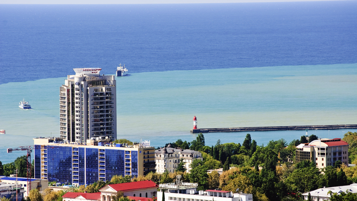 В центре Сочи к курортному сезону изменят схему движения для борьбы с пробками