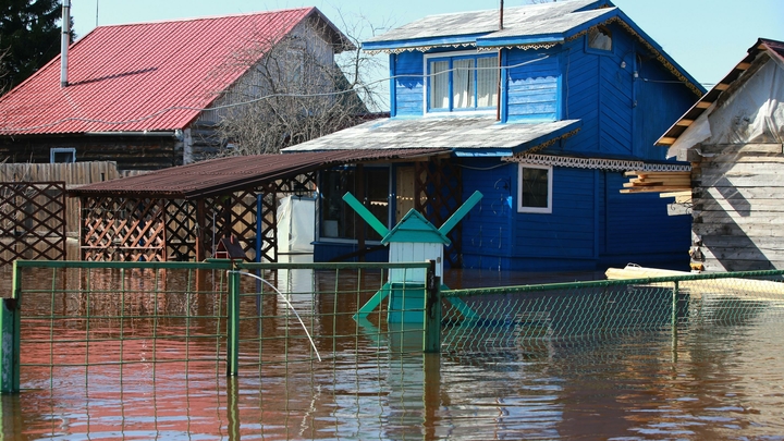 В Тюменской области готовятся к паводкам: Дачникам посоветовали быстрее уезжать