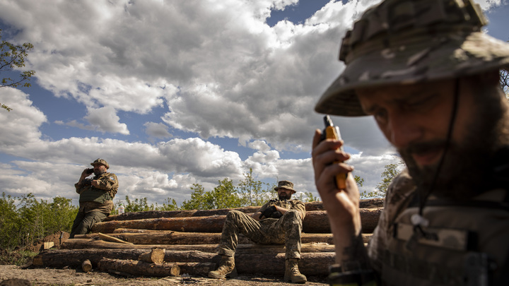 ВСУ хотели поднять на воздух нефтеперерабатывающий завод в Лисичанске. Но им не дали